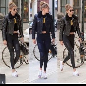 🌴 Navy Alo Motto Leggings